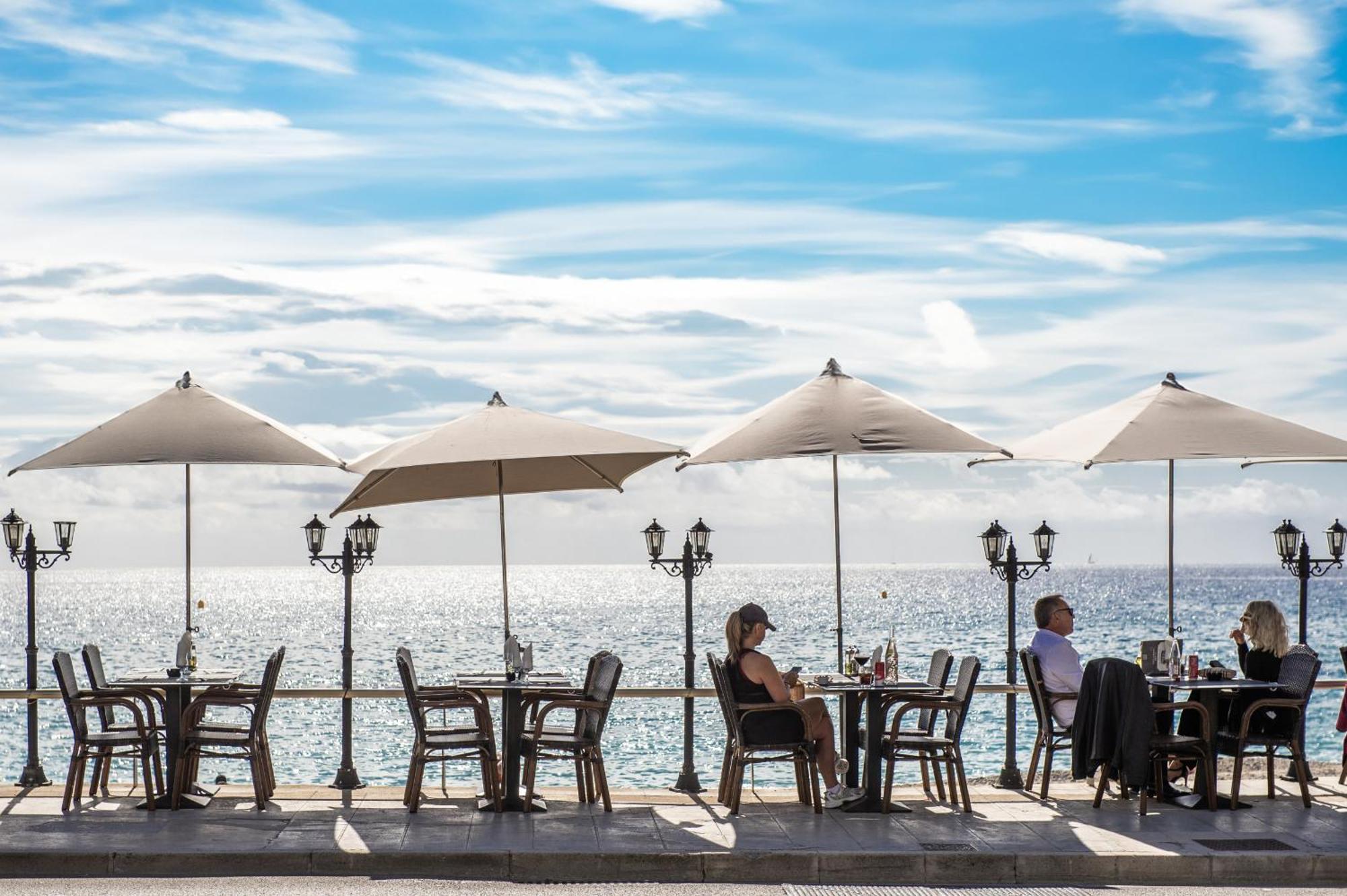 "Aux Rivages Du Parc" Plein Centre, Calme, Plage Menton Exteriör bild